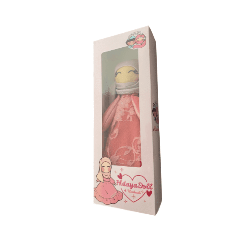 Khadija - Pop met Roze Jurk - Afbeelding 2